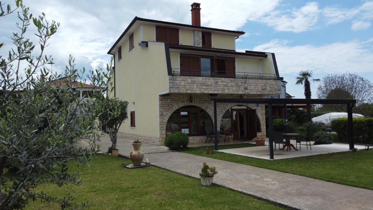 Apartments Krnjic Umag Exterior photo
